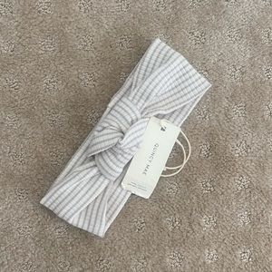 Quincy Mae Ribbed Knotted Headband, new with tags
